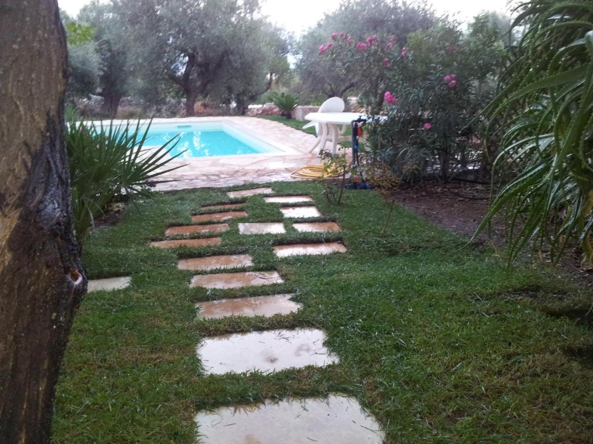 Villa Massa Piscina Полиняно а Маре Екстериор снимка