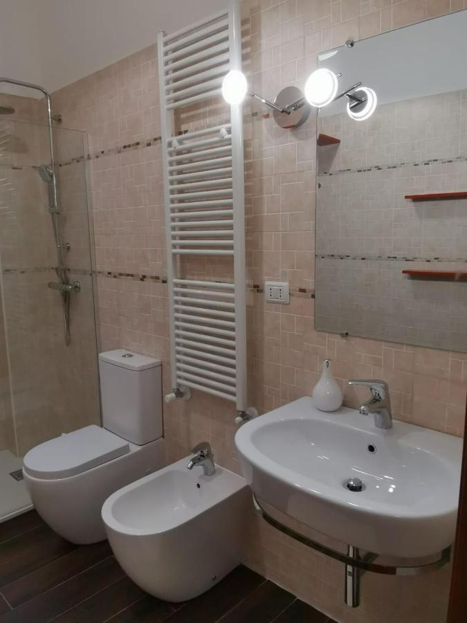 Villa Massa Piscina Полиняно а Маре Екстериор снимка